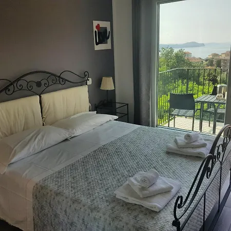 Stella Maggiore Bed & Breakfast