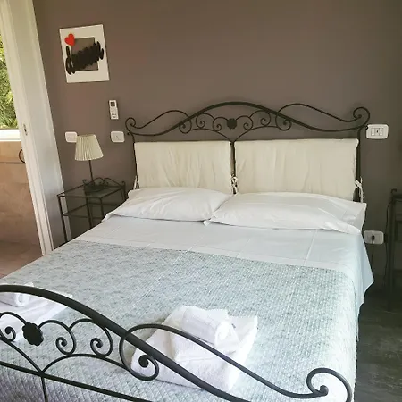 Stella Maggiore Bed & Breakfast *
