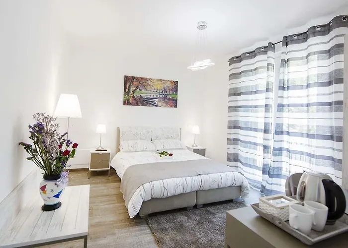 Bed & Breakfast Stella Maggiore 3*